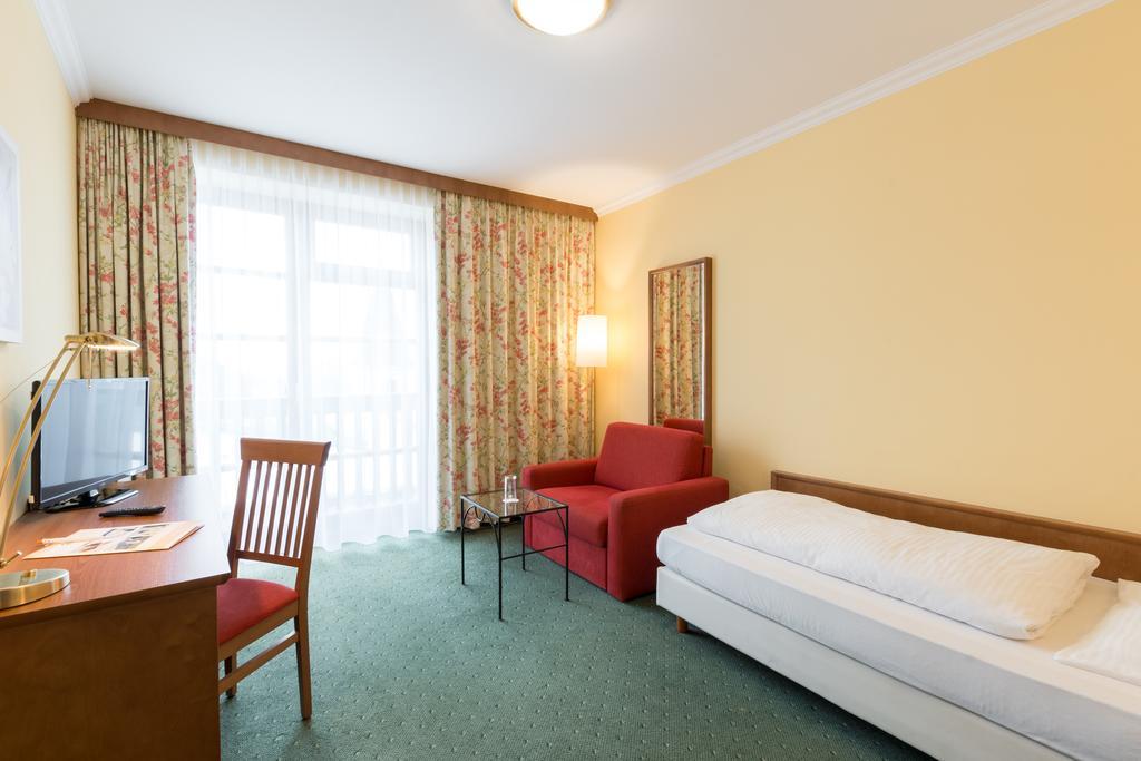 Durrnberg Kurhotel St. Josef מראה חיצוני תמונה